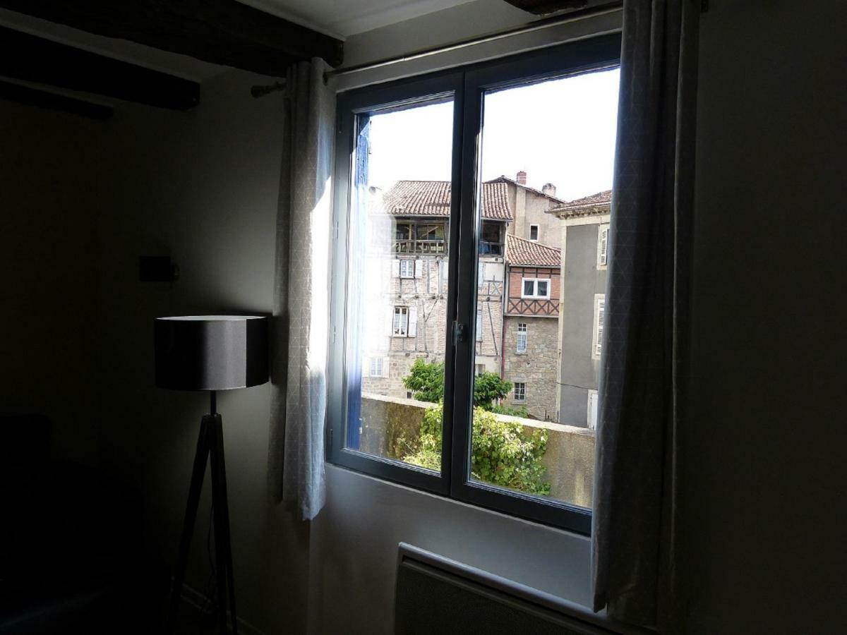 Le Zola *