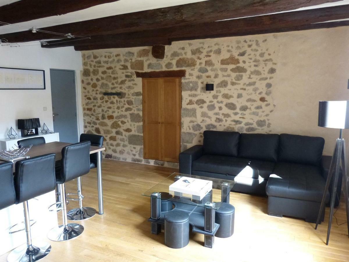 Le Zola Apartment