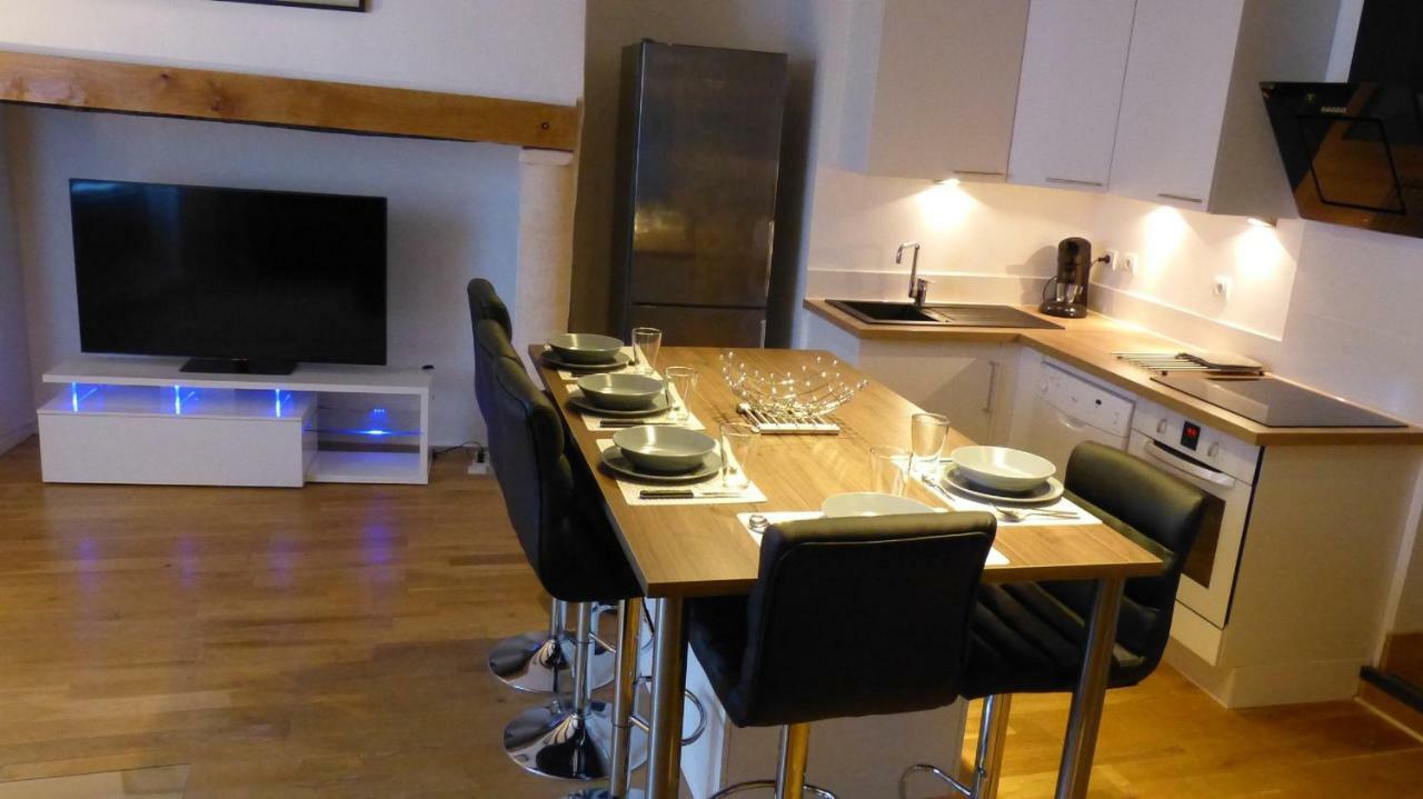Le Zola Apartment